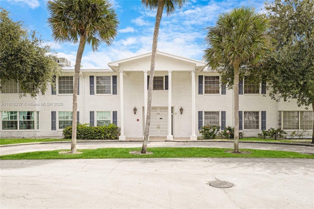 2 of 32 - 6600 Ne 22nd Way 2303, Fort Lauderdale, FL