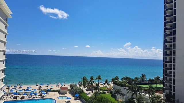 2 of 22 - 19201 Collins Ave 747, Sunny Isles Beach, FL