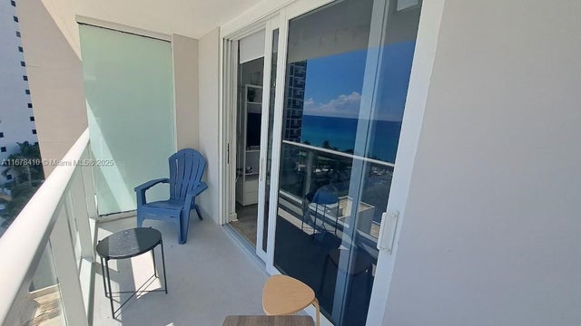 4 of 22 - 19201 Collins Ave 747, Sunny Isles Beach, FL