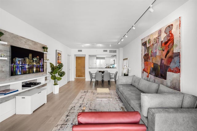 5 of 29 - 1500 Ocean Dr 1109, Miami Beach, FL