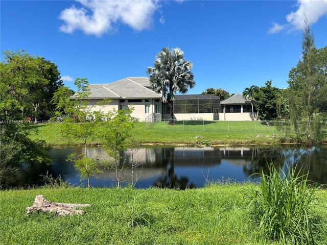 5 of 42 - 20321 Sw 48th St, Southwest Ranches, FL
