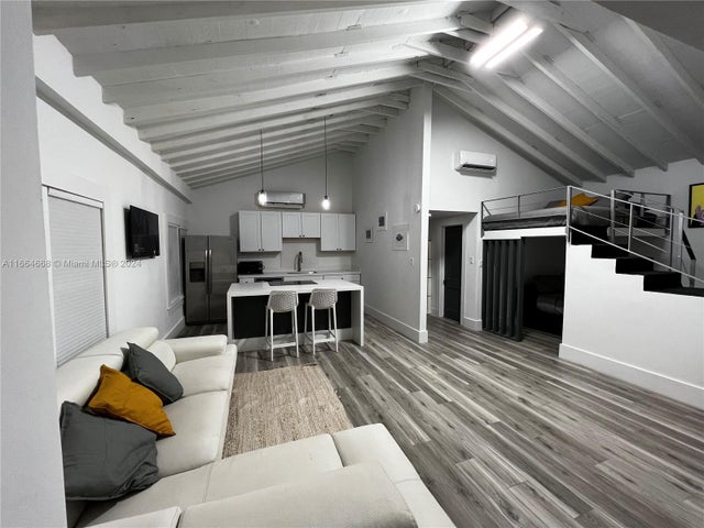 1 of 11 - 844 Sw 8th Ave, Miami, FL