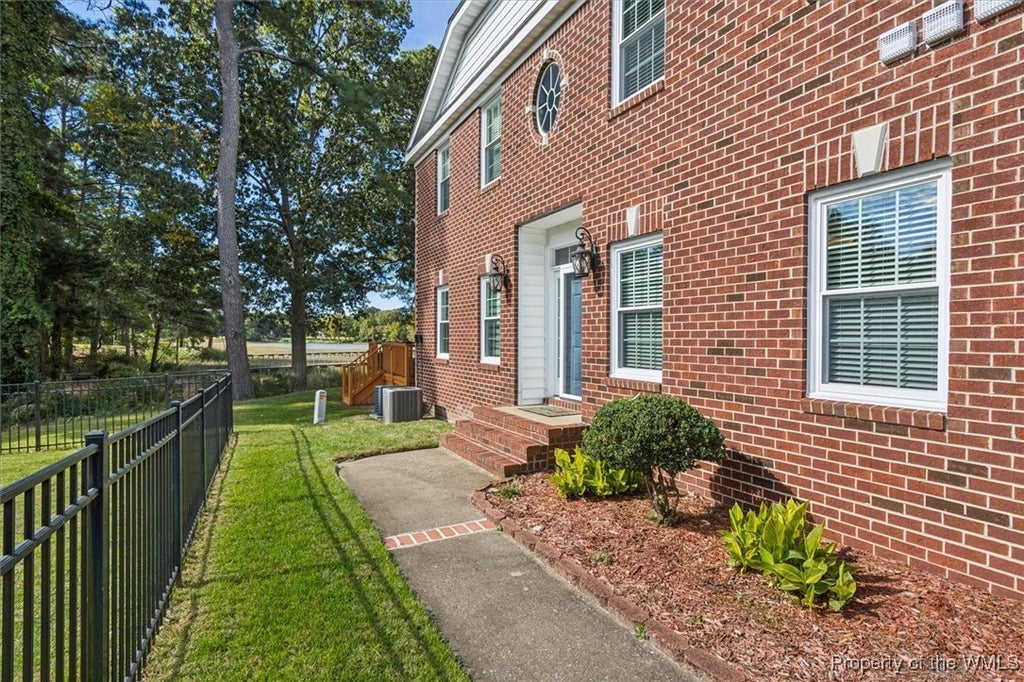 1019 Skiffs Landing Lane, Suffolk Property Listing MLS® 2403236