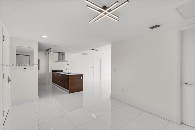 5 of 37 - 495 Brickell Ave Bay607, Miami, FL