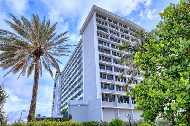 5 of 25 - 19201 Collins Ave 630, Sunny Isles Beach, FL