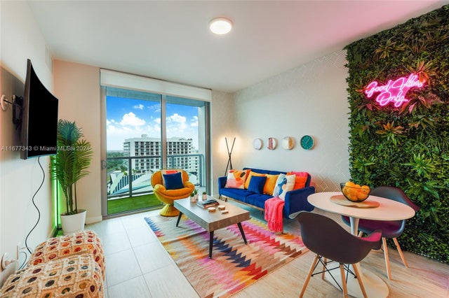 1 of 36 - 3900 Biscayne Blvd N-1111, Miami, FL