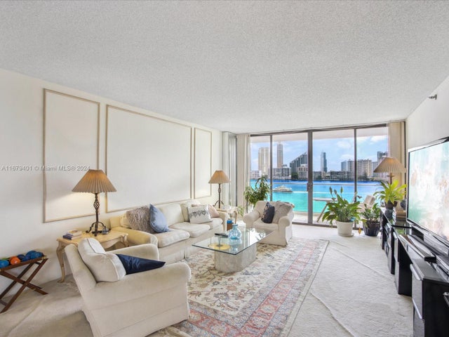 2 of 28 - 2800 Island Blvd 702, Aventura, FL