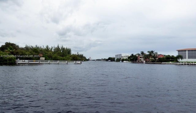 2 of 31 - 1631 Riverview Rd 604, Deerfield Beach, FL