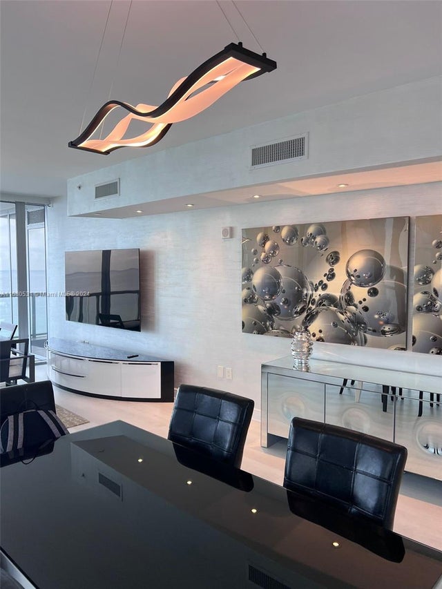 4 of 22 - 17121 Collins Ave 1208, Sunny Isles Beach, FL