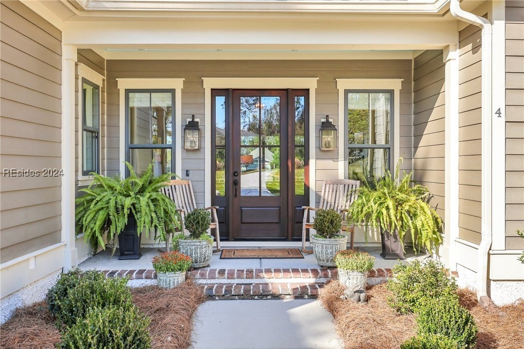 4 Fish Dancer Court, Bluffton Property Listing MLS® 448208