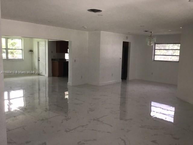 3 of 12 - 20600 Nw 2nd Ct, Miami Gardens, FL