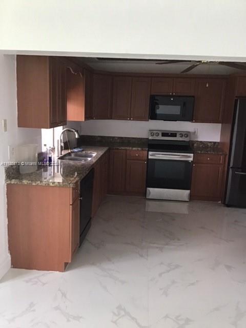 4 of 12 - 20600 Nw 2nd Ct, Miami Gardens, FL