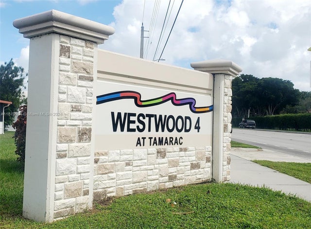 9401 Nw 70th Pl, Tamarac