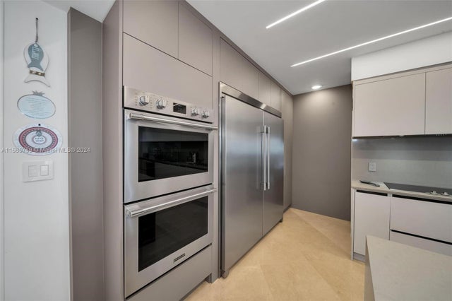 4 of 27 - 1850 S Ocean Dr 3202, Hallandale Beach, FL