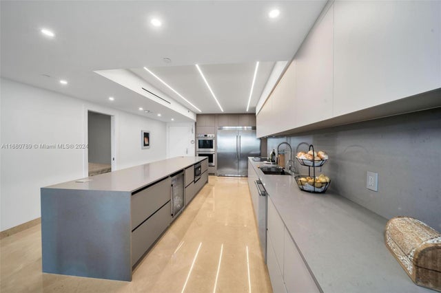 5 of 27 - 1850 S Ocean Dr 3202, Hallandale Beach, FL