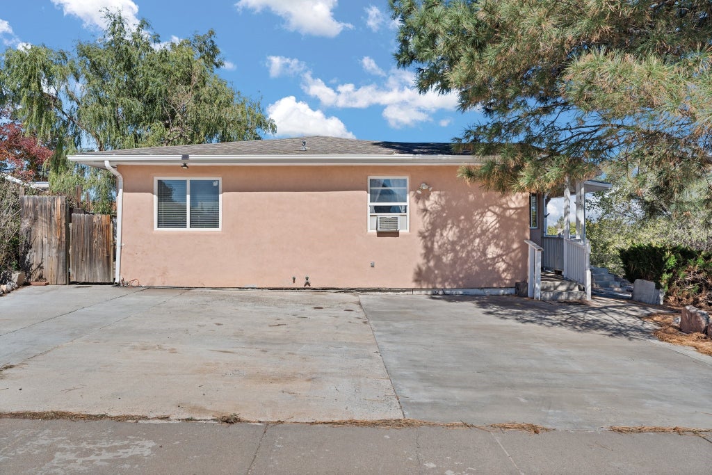 954 Capulin, Los Alamos Property Listing MLS® 202404490