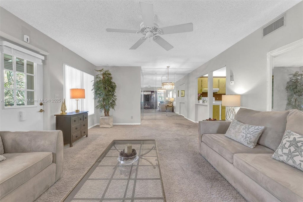 442 Pine Glen Ln D-2, Green Acres
