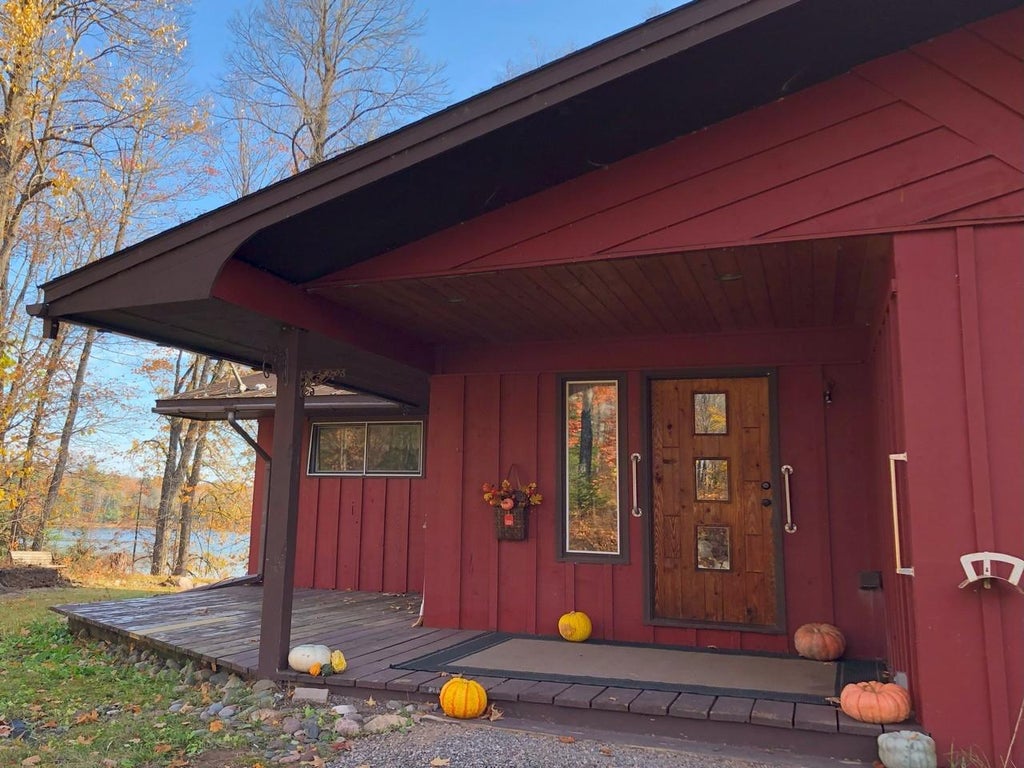 6814 Catherine Lake Rd, Mercer MLS 209591