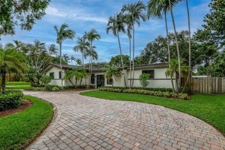 Photo of Listing #A11681377