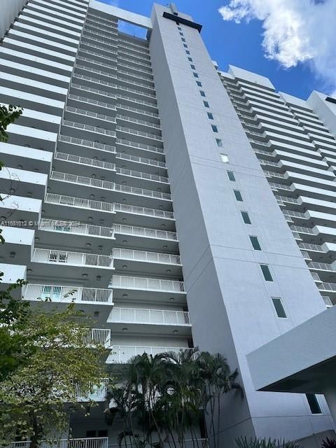 1 of 35 - 14951 Royal Oaks Ln 2204, North Miami, FL
