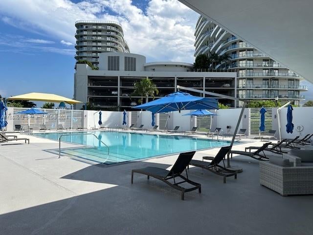 4 of 35 - 14951 Royal Oaks Ln 2204, North Miami, FL