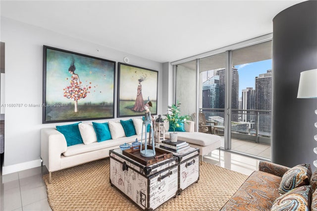 3 of 40 - 92 Sw 3rd St 3505, Miami, FL