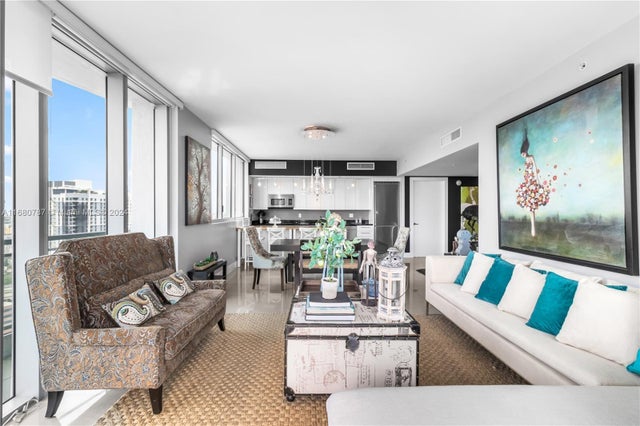 5 of 40 - 92 Sw 3rd St 3505, Miami, FL