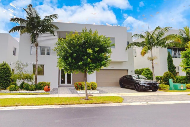 2 of 74 - 9980 Nw 74th Ter, Doral, FL