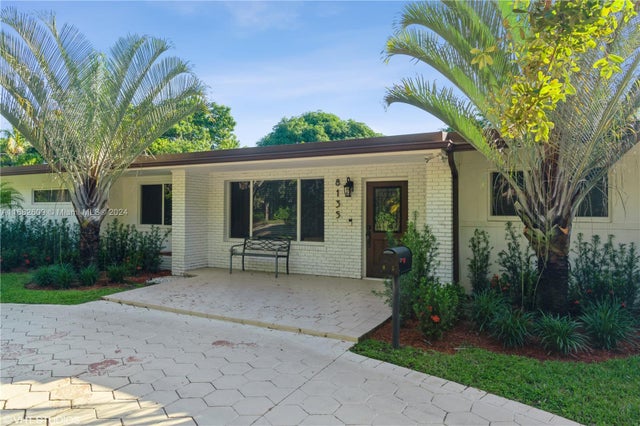 3 of 17 - 8135 Sw 136th St, Pinecrest, FL