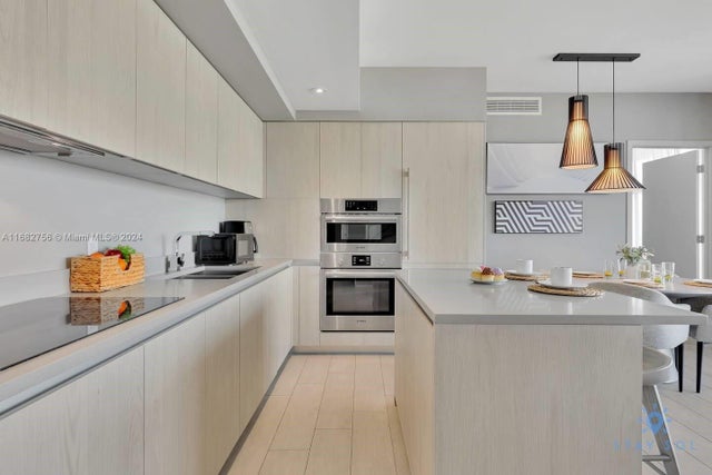 2 of 33 - 4010 S Ocean Dr R1804, Hollywood, FL