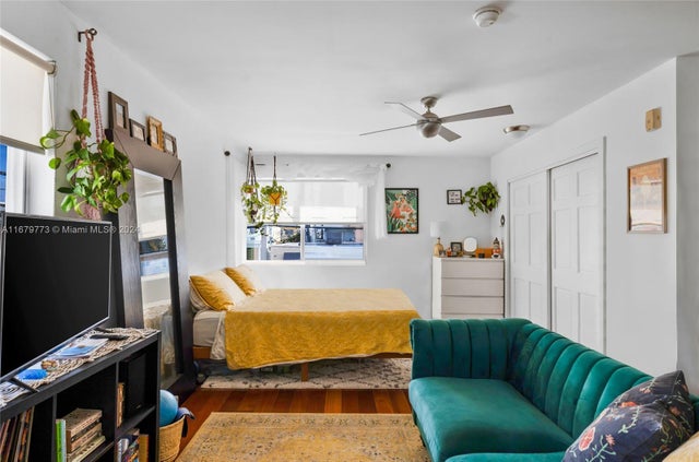 4 of 47 - 731 6th St 201-e, Miami Beach, FL