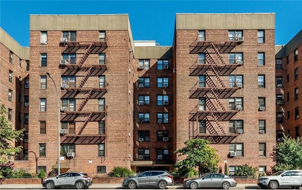 17 of 18 - 3025 Ocean Avenue 6e, Sheepshead Bay, NY