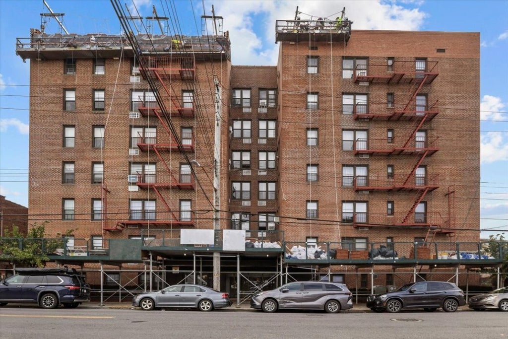1 of 8 - 2330 Voorhies Avenue Lc, Sheepshead Bay, NY