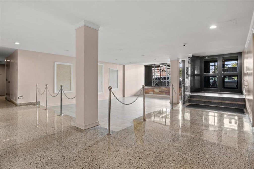 1 of 8 - 2330 Voorhies Avenue Lc, Sheepshead Bay, NY