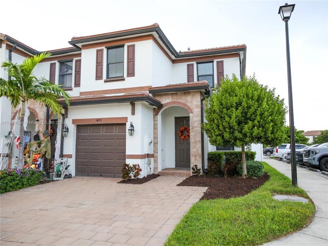 2 of 42 - 3405 W 106th St 3405, Hialeah, FL