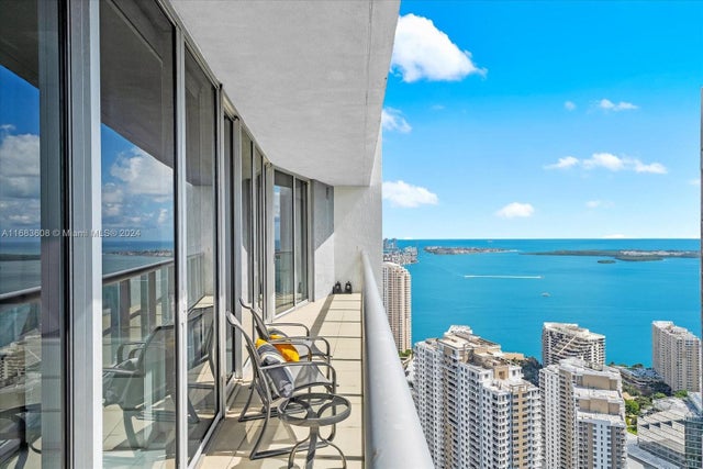 1 of 26 - 475 Brickell Ave 5113, Miami, FL