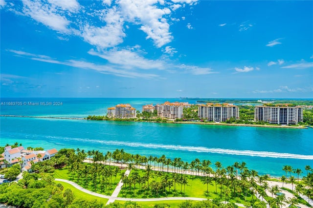 2 of 50 - 300 S Pointe Dr 2102, Miami Beach, FL