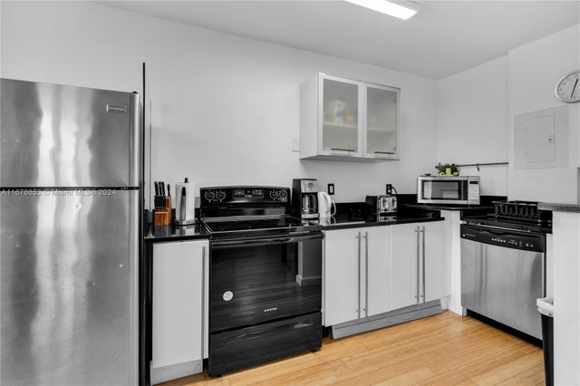 5 of 14 - 1512 Washington Ave 106, Miami Beach, FL