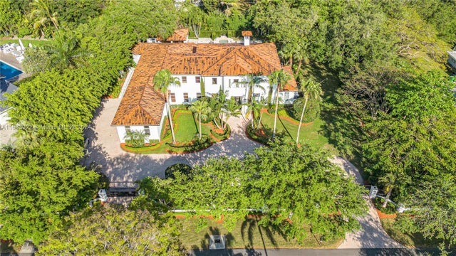 5 of 49 - 12211 Pine Needle Ln, Pinecrest, FL