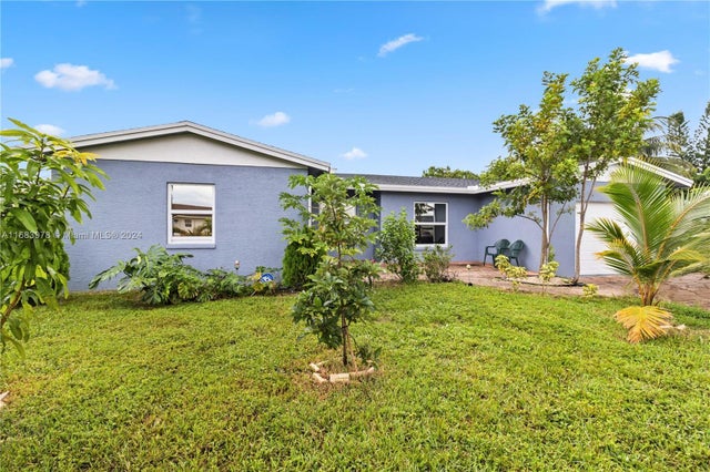 2 of 13 - 1240 Stardust, North Lauderdale, FL