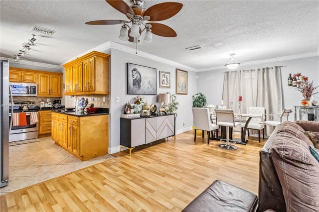 5 of 13 - 1240 Stardust, North Lauderdale, FL