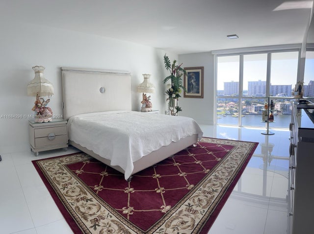 1 of 9 - 400 Sunny Isles Blvd 906, Sunny Isles Beach, FL