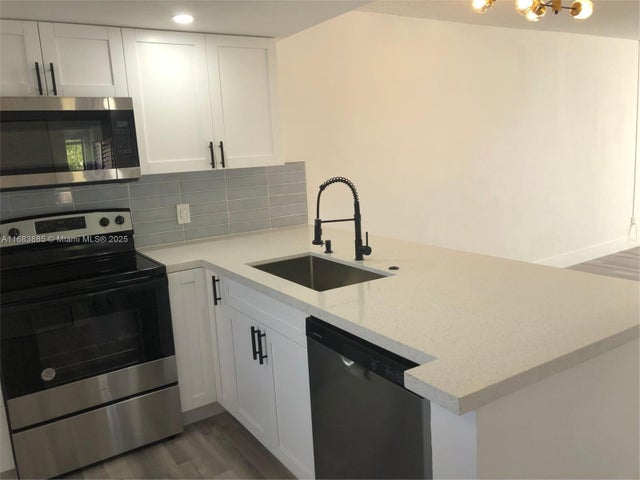 3 of 21 - 2748 Nw 104th Ave 310, Sunrise, FL