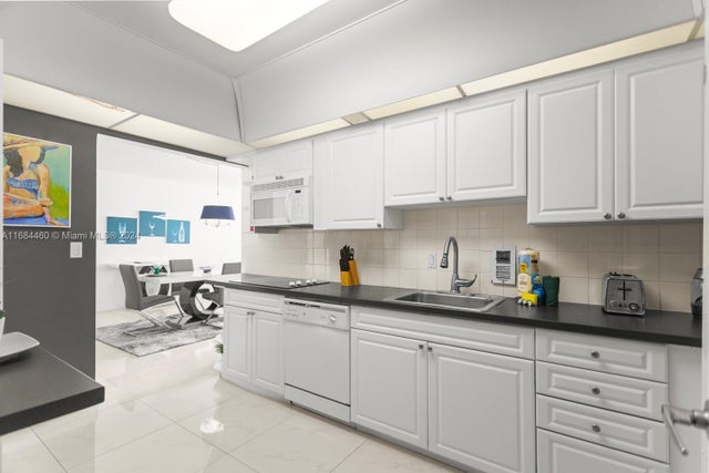 5 of 56 - 3801 S Ocean Dr 15h, Hollywood, FL