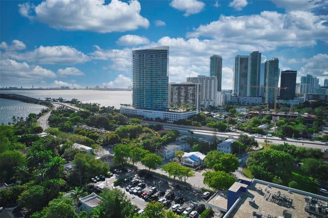 4 of 48 - 3900 Biscayne Blvd N-1211, Miami, FL