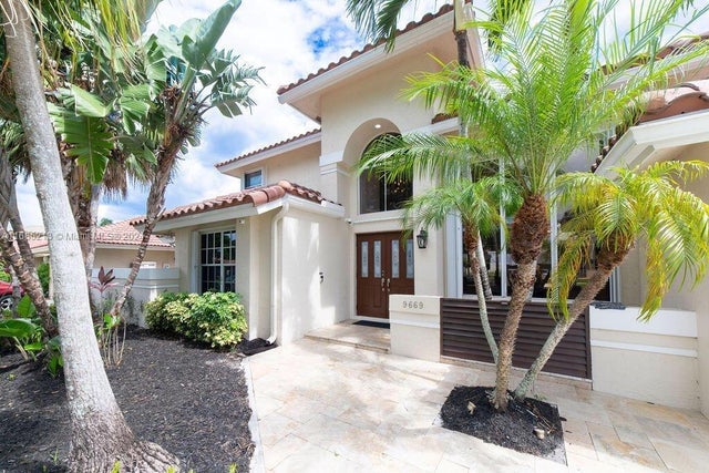 2 of 35 - 9669 N Carousel Cir N, Boca Raton, FL