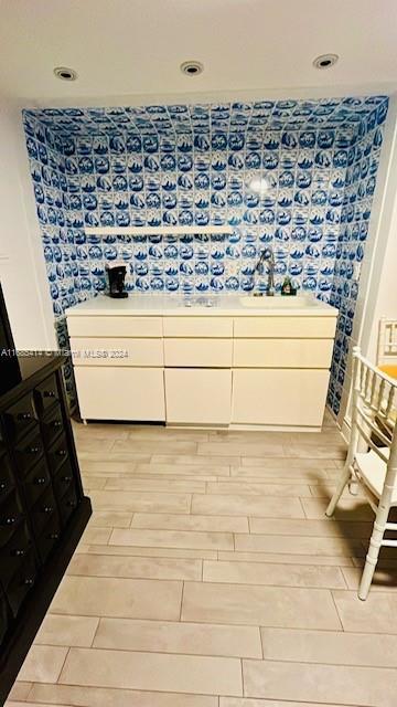 5 of 9 - 1100 West Ave 822, Miami Beach, FL