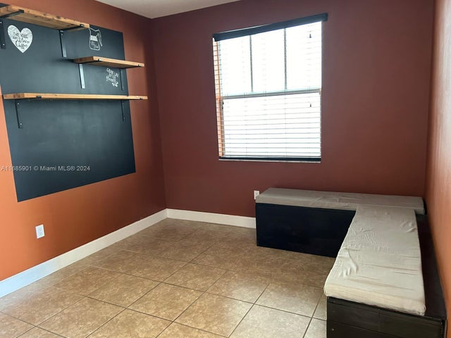 5 of 23 - 4441 Nw 48th Ter, Tamarac, FL