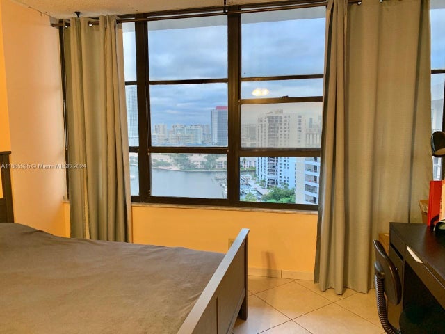 5 of 14 - 600 Three Islands Blvd 1817, Hallandale Beach, FL