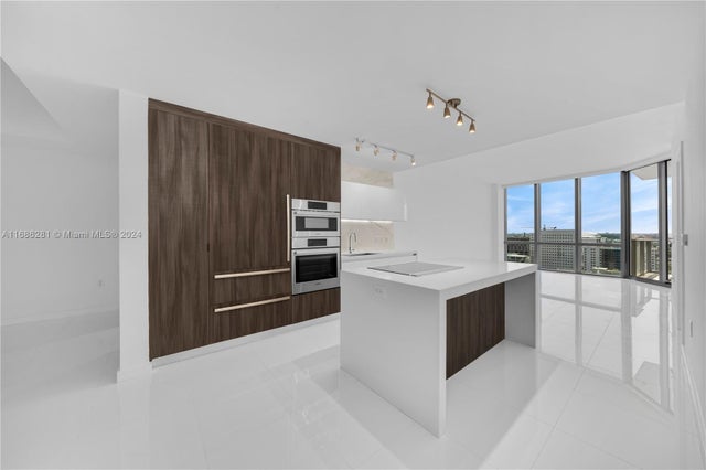 2 of 52 - 851 Ne 1st Ave 2106, Miami, FL